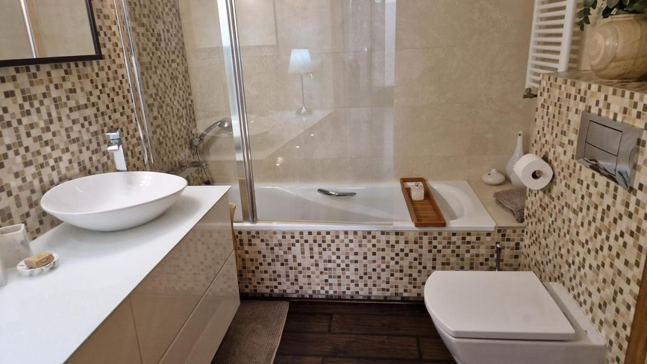 Atico De Lujo Con Jacuzzi Climatizado En Terraza Apartment Elche Exterior photo