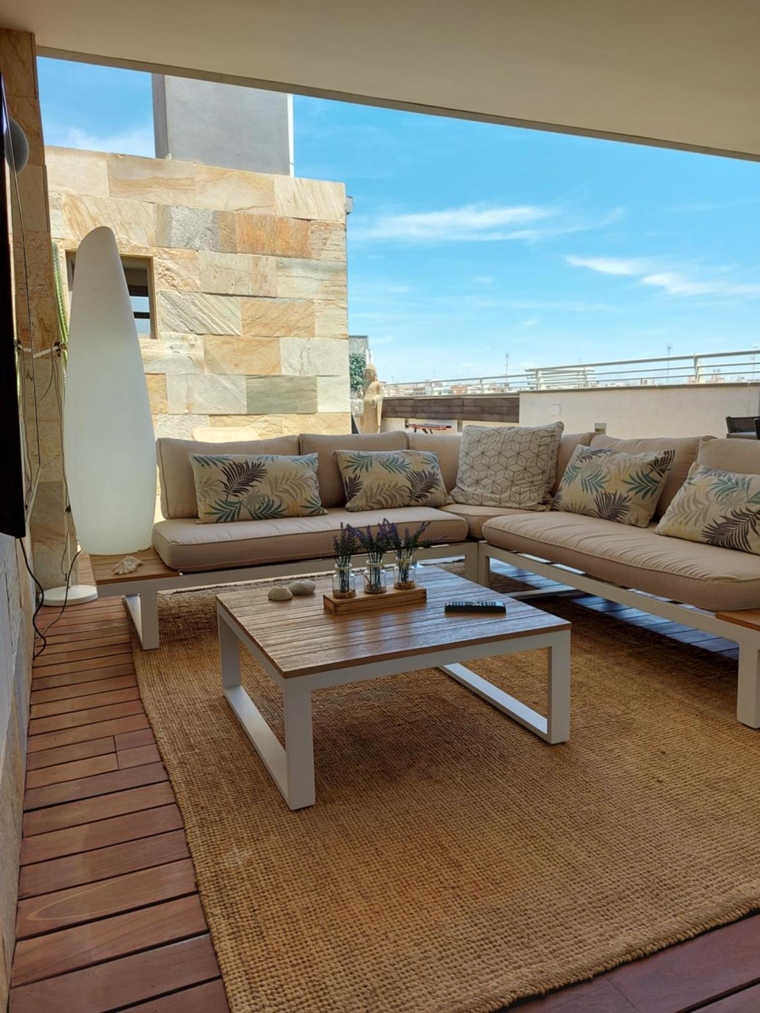 Atico De Lujo Con Jacuzzi Climatizado En Terraza Apartment Elche Exterior photo